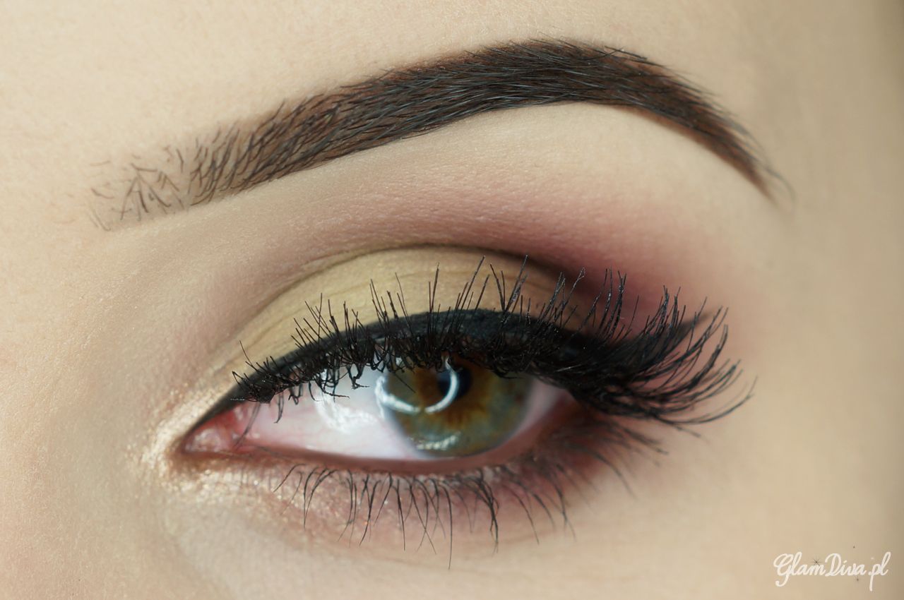 Chiffon Eye Shadow - TraciKBeauty